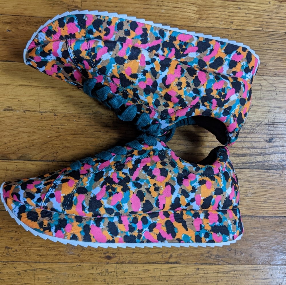 Zara Printed Satin Sneakers Sz 36| 6 US - Picture 7 of 9